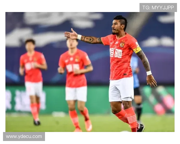 保利尼奥帽子戏法助托卢卡4比2胜银河